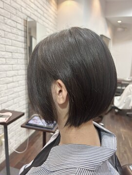 レコジョ(Recojo) (黒髪におすすめのボブ)Hide