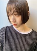 グレーベージュ/レイヤーロング/前髪パーマ/アッシュブラック
