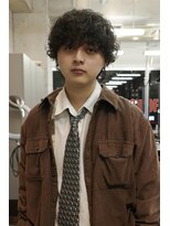 スピンオフシフト(SPIN-OFF SHIFT)&nbsp;外国人風スパイラルパーマ