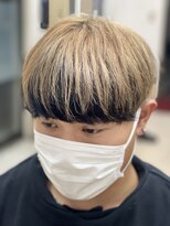 ジャンプヘアー(Jumphair)&nbsp;[トップブリーチカラー＋マッシュ＋シェービング]