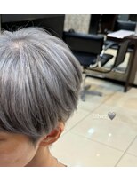 クアトロ 小山店(QUATRO) ブリーチカラー