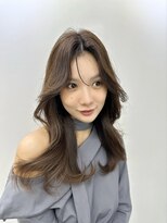 小顔ブリーチなし黒髪ネビージュワンレンローレイヤーボブルフ