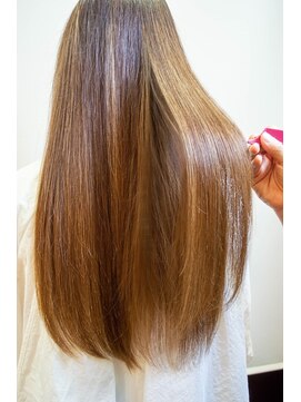 プリマヴェーラ 神楽坂 髪質改善三つ星トリートメントエステ