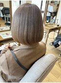 ハイライトカラーミルクティーベージュレイヤーカット