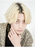 ツーブロックマッシュセンターパートハイトーン韓国ヘア