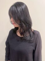 ユニバイリサ 天神大名店(uni by risa)&nbsp;ウルフカット 顔周りレイヤー グレージュ 透明感カラー 20代