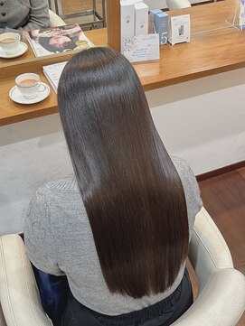 【大人艶ストレート × まとまり重視】