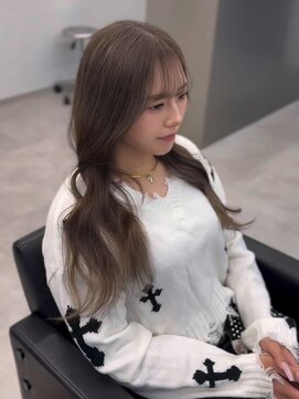 ラピステン 福岡天神 大名店(Lapis) ミルクグレージュ/ブリーチ1回/顔周り/シースルー/韓国ヘア