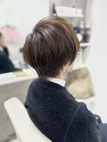 アミカ(Amica)&nbsp;ひし形ショート×白髪ぼかし