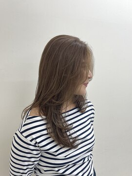 チル(CHILL) レイヤー×グレージュカラー