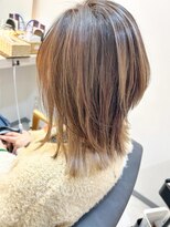 アリアツイン バイ エクラート 池袋西口店(ARiA TWiN by ECLART)&nbsp;レイヤーボブ×白髪ぼかしハイライト