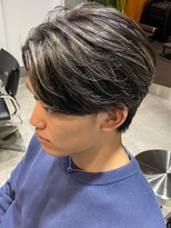 エリマ 横浜西口(elima)&nbsp;刈り上げなしメンズセンターパートハイライト