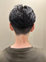 ザメンバイリオス(THE MEN. BY LIOS)&nbsp;作りすぎない自然な毛流れパーマ