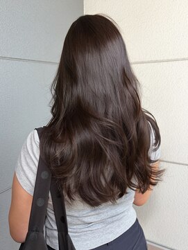 ヘアーアイストゥーレ(HAIR ICI TRE) ブリーチなし透明感チョコレートブラウン×秋冬カラー担当聖
