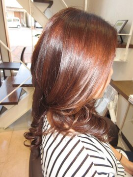 コアフィールフィス(COIFFURE fils) 癖をやわらげながらトリートメント