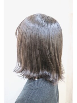 エコルアヘアー(ecolua hair) 切りっぱなしボブ