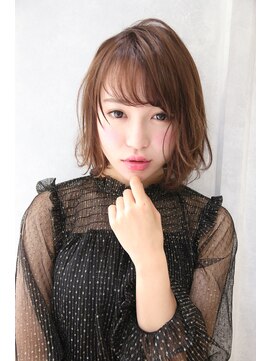 エストレーラ(estrela) 『estrela』大人可愛い揺れ感ボブ