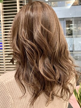 ステアケース 武蔵小杉店(stair:case) 大人かわいい【上質ハイライト】脱白髪染め