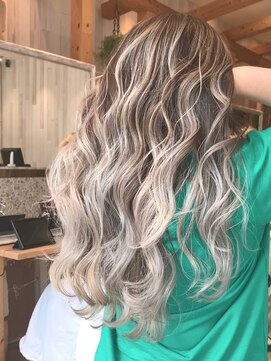 リード バイ ラグーン(LEAD by LAGOON) ミルクティーベージュダブルカラーインナーカラーケアブリーチ