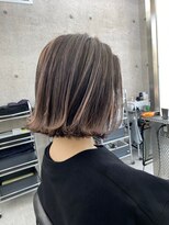 イキ 表参道(iki omotesando)&nbsp;モード/無造作ウェーブ/大人ガーリー[表参道駅]