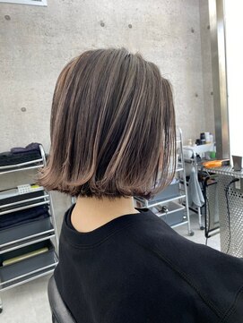 イキ 表参道(iki omotesando) モード/無造作ウェーブ/大人ガーリー[表参道駅]