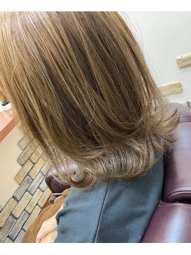 ヘアーメイク フェヌア(Hair Make fenua) グレージュカラー×ハイライト