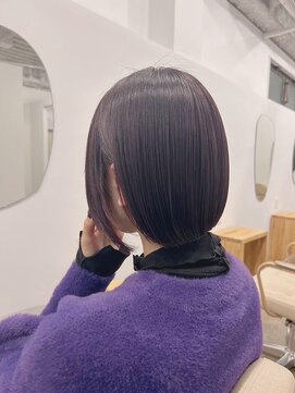 ビルド(build) 20代30代外ハネボブ大人ガーリー髪質改善縮毛矯正ショートヘア