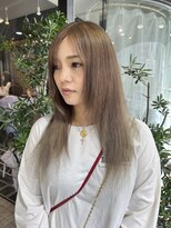 ヘアーアンドメイク ビス(HAIR&MAKE bis)&nbsp;1ブリーチ～◎ベージュカラー【唐木彩華】