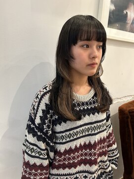 ルッツ(Lutz. hair design) 25.1.14 ロングレイヤー[犬山良慈]