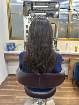 アルボーテルジェ(Art BeAute' ROUGET) ハイライトを活かして理想の髪型に