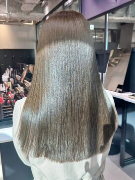 シオン(shion) 似合わせカットメルティカラーマロンベージュ_ba497661