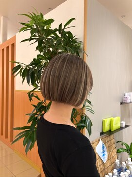 アクセスムーン 東海店(Access Moon) 夏のデザインカラー