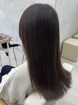 レヴィア(REVIA) 髪質改善トリートメント前髪カットレイヤーカット