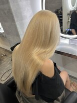 アンダーバーホワイト(_white)&nbsp;夏のオススメ！抜きっぱなしブロンド