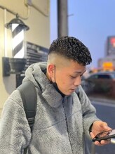 ラポール(RAPPORT) スキンフェードカット