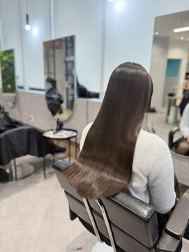 ラフトウキョウ 浜松(RAF TOKYO) 触るだけで感動の美髪