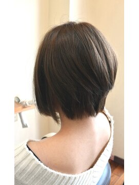 ヘアーライトナウ(hair Right Now) 艶めく　ショートボブ