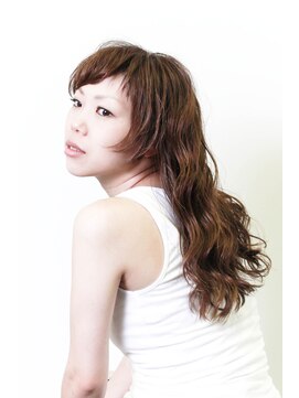 エメリヘアー(Emeli Hair) 秋のショコラアッシュとラフウェーブ Emeli