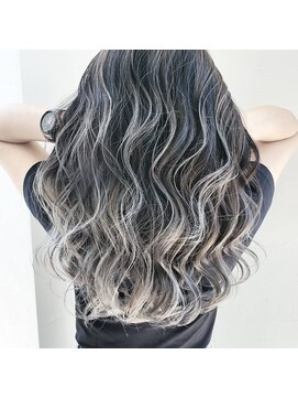 タブーアイ(TABOO.i) ホワイトグレージュ☆コントラストバレイヤージュ