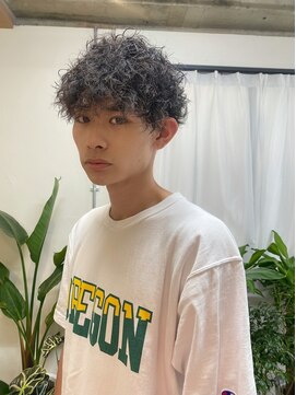 イット(it.) it.yui メンズカット ツイストパーマ