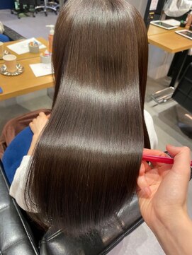 ライフ(LIFE) 髪質改善ヘアエステ/縮毛矯正/ストレート/イメチェン/フェミニン