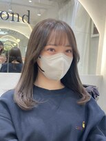 ロンドプランタン 恵比寿(Lond Printemps)&nbsp;カーキベージュの伸ばしかけワンカールセミロング