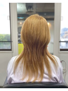 ストレートパーマ専門店 ビタミナポストマン ウルフヘア