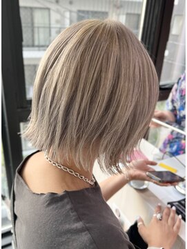 ラビス 浦和(Lovis) デザインカラー/レイヤーカット/ウェットヘア/夏のヘアアレンジ