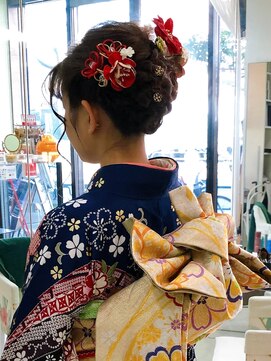 ジラ ヘアアンドメイク(girra HAIR&MAKE) 成人式ヘアセット着付け