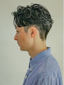 ベンジー 北千住店(benji) 大人メンズヘア　センターパート　2