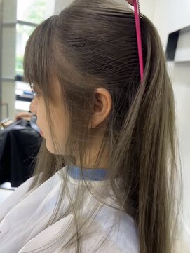 メゾンアクア 表参道(Maison ACQUA) ☆ブリーチなしダブルカラー オリーブ オリーブベージュ ボブ