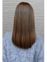 イシン(ISIN)&nbsp;黒髪/縮毛矯正/髪質改善/ヘルシーロング[保土ヶ谷]