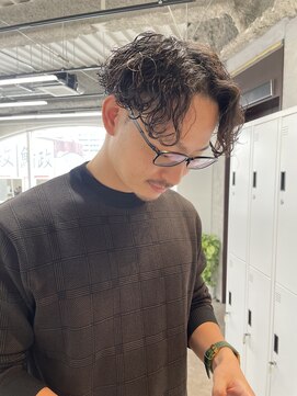 リミットバイアフィナー 大宮店(limit by Afinar) 波巻きスパイラル メンズ センターパート