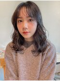 ミディアムヘア×ゆるモテパーマ似合わせ顔周りカット顔まわり